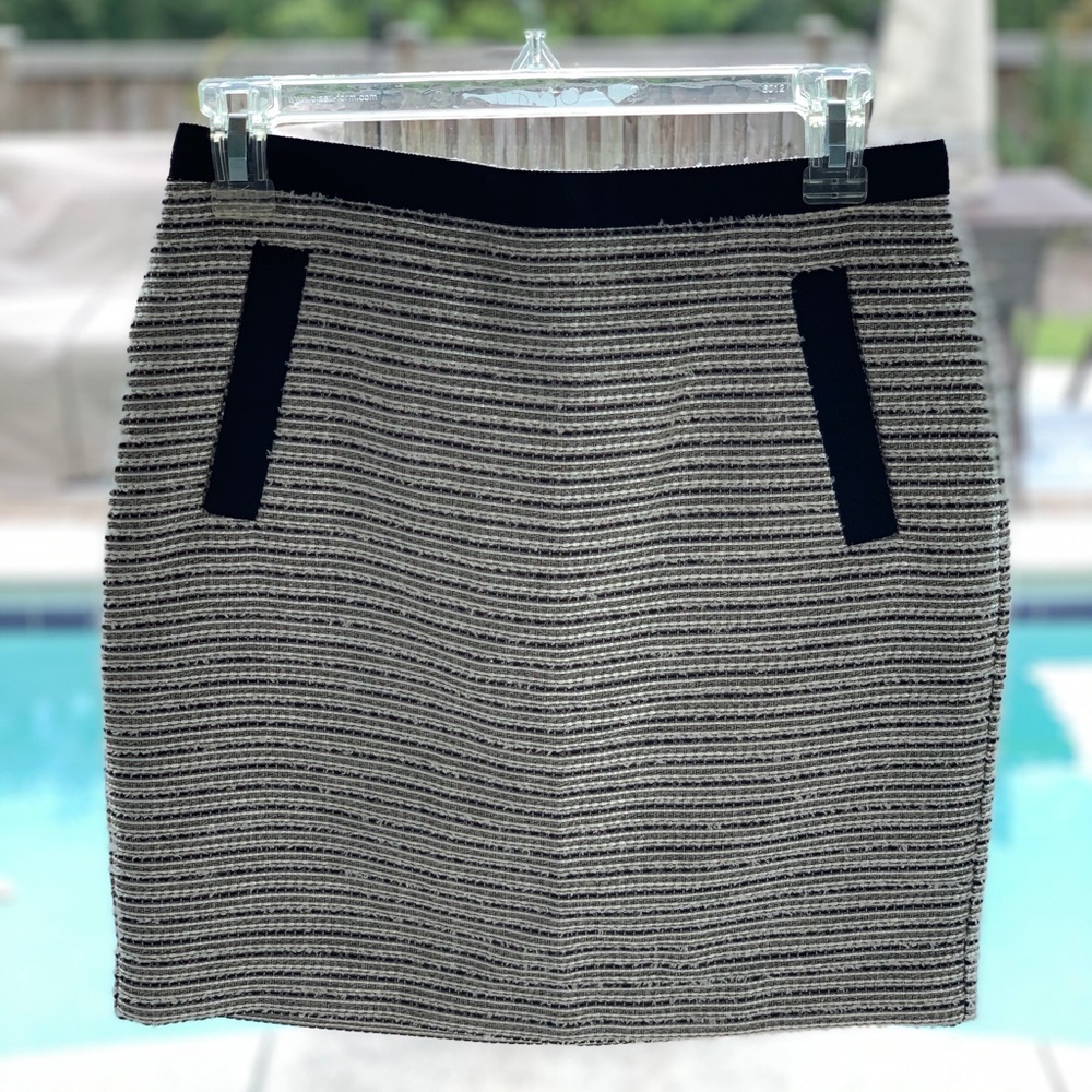 Loft holiday skirt